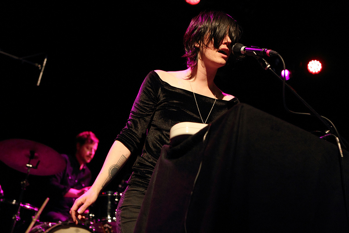 Sharon van etten32