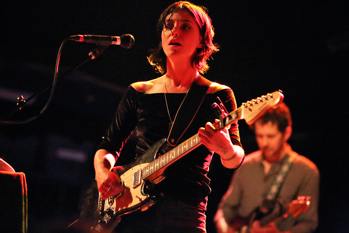 Sharon van etten39