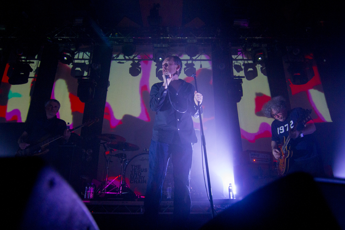 Jesusandmarychain barrowlands 231114 matthewmcandrew 018