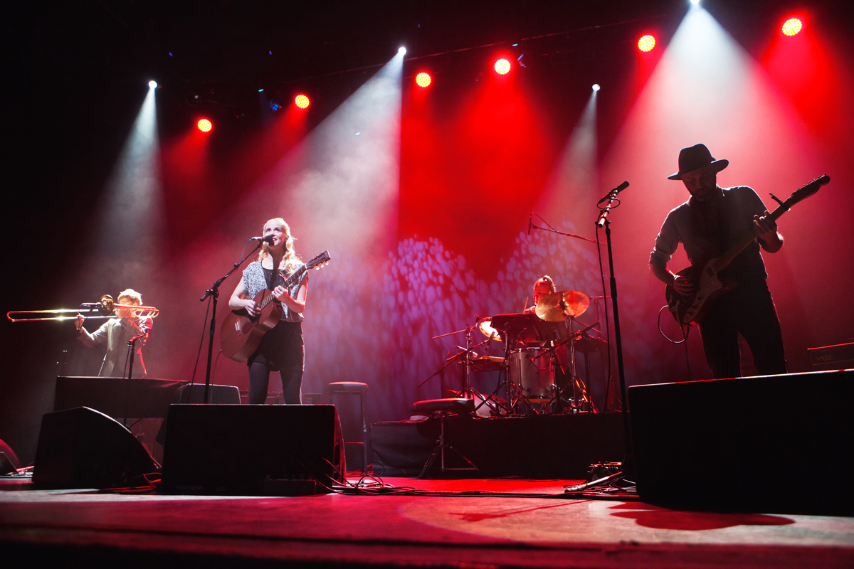 Tina Dico O2 Empire 141129 Steve Asenjo IMG 2453