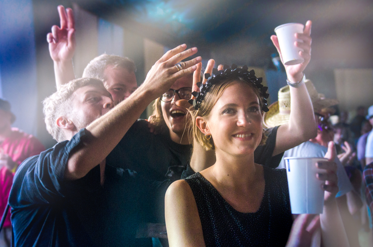 Womans Hour Behind The Scenes 200714 Latitude Festival by Howard Melnyczuk 11