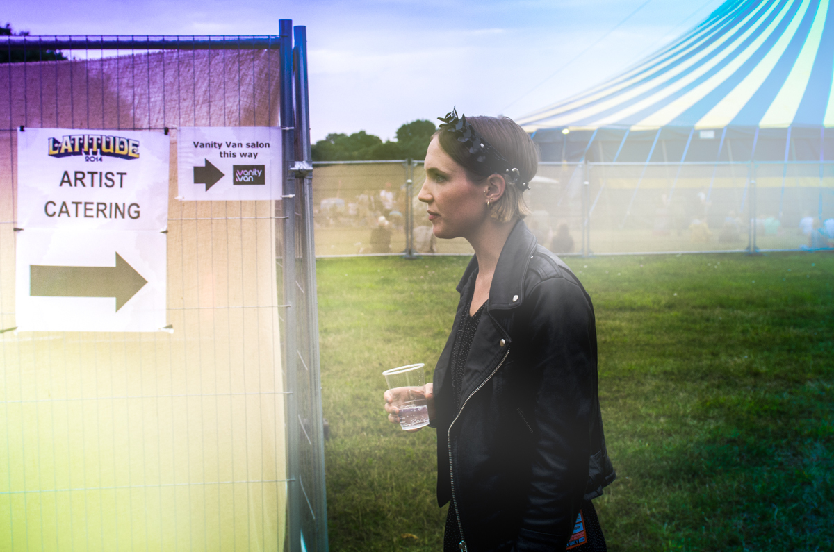 Womans Hour Behind The Scenes 200714 Latitude Festival by Howard Melnyczuk 3