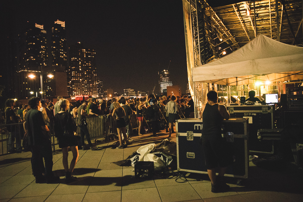 Crowd 4 Knots Pier 84 Hudson River Park New York 07 11 15 Erika Reinsel 14 jpg
