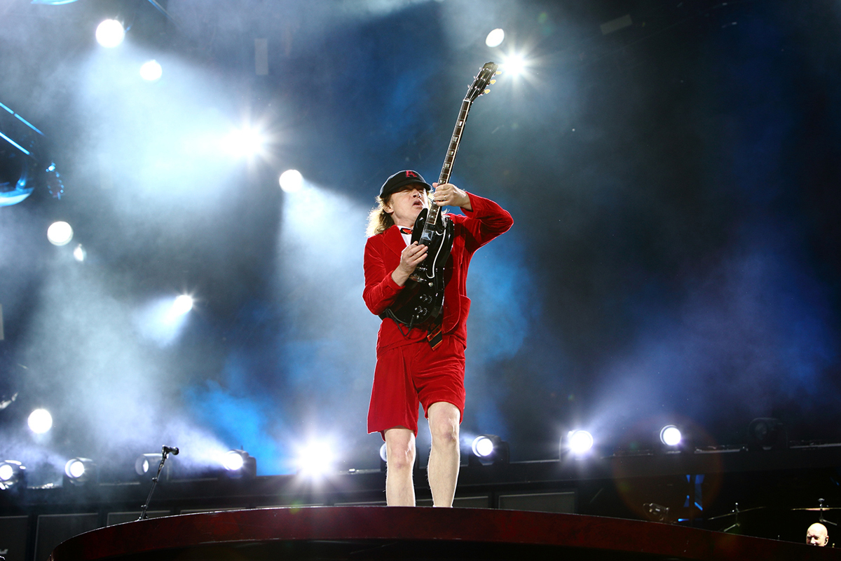 Acdc wembley15 bc16