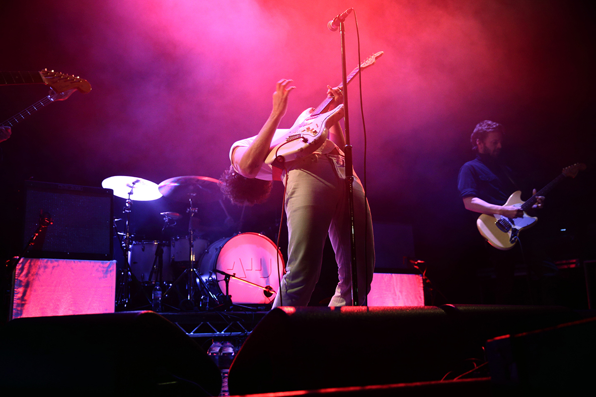 Albert hammond jr assembly1115 bc05