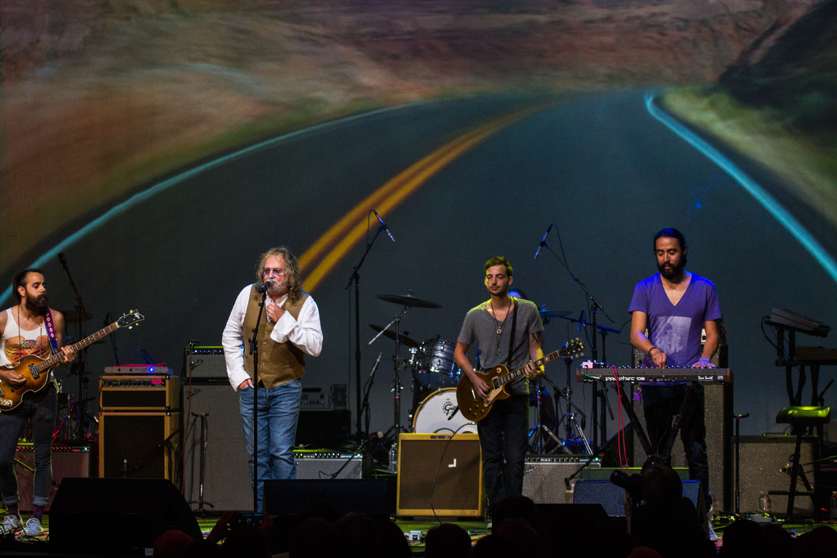 Blsh acllive 082615 andypareti 1