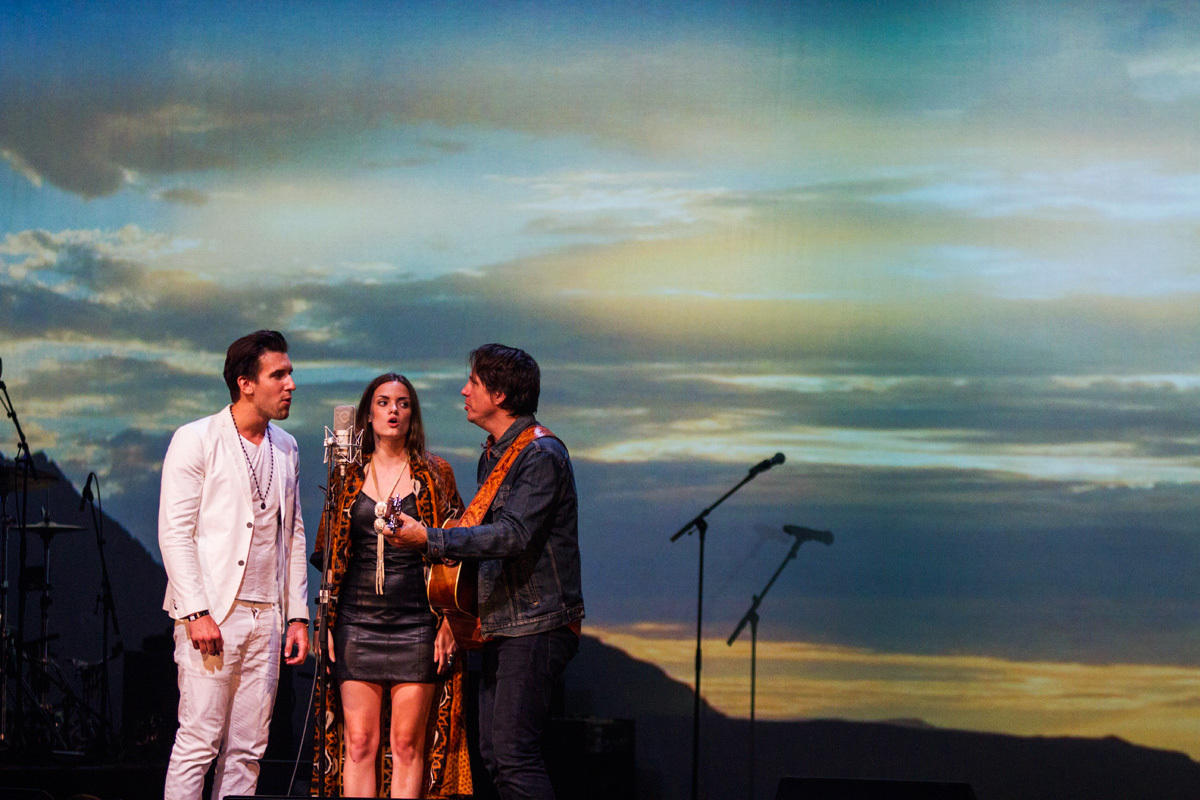 Maxjaneian acllive 082615 andypareti 1