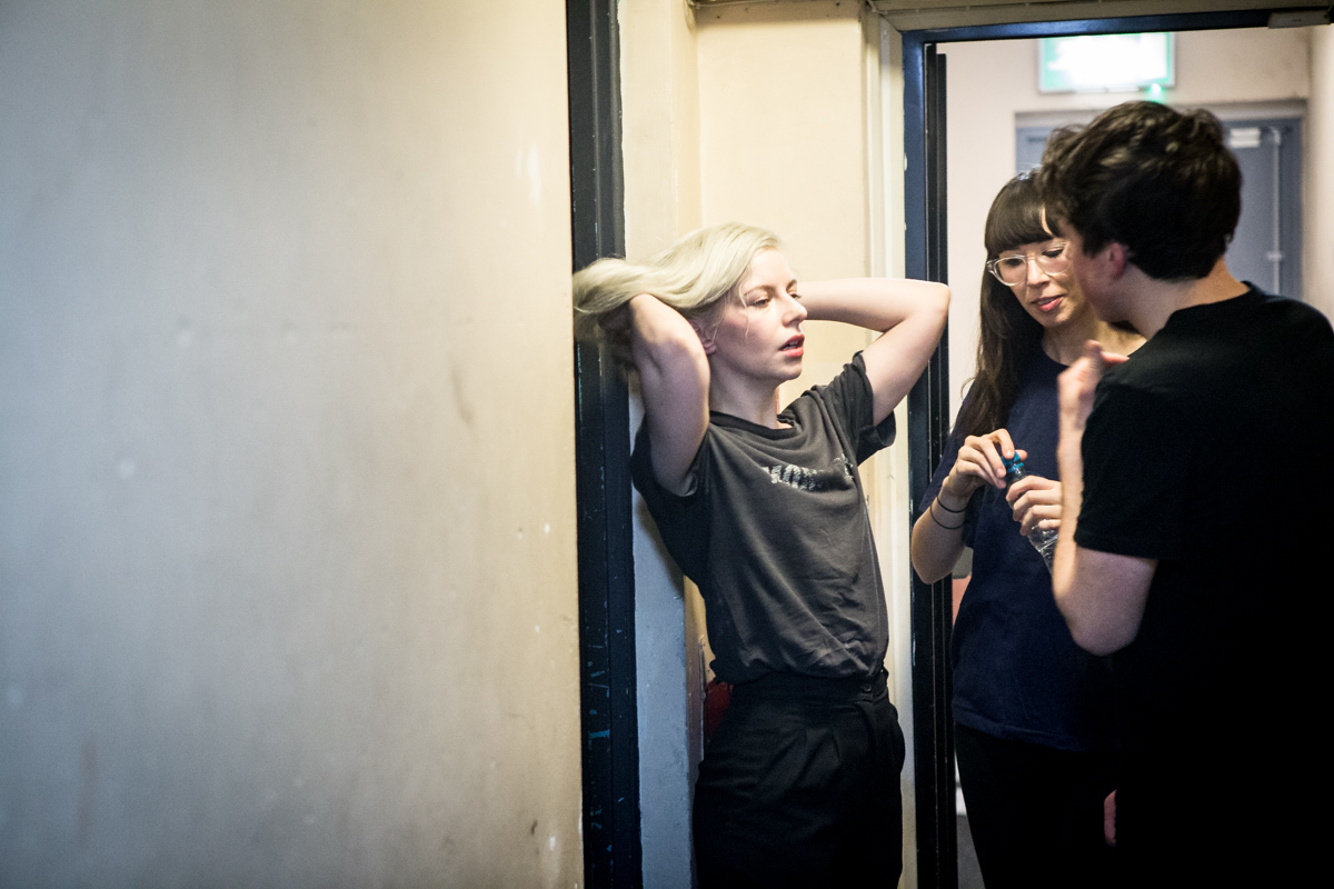 ALVVAYS Leeds 22 Jan 2015 Mike Hughes 0099