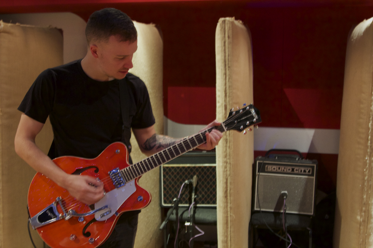 Nothing like a Gretch through some vintage tube amps