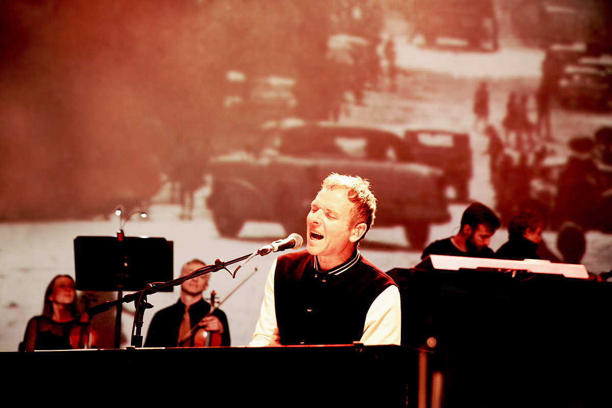 Belleand Sebastian Riviera Theater Chicago422015 Kirstie Shanley11