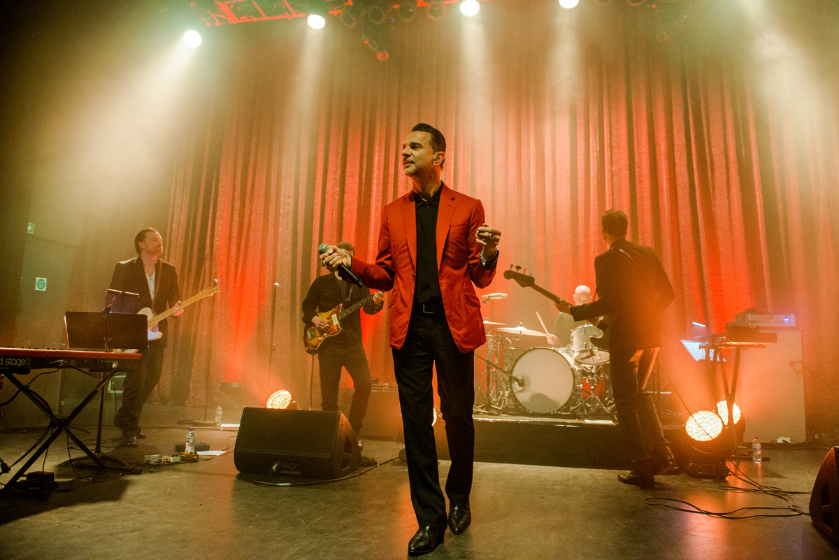 Dave Gahan The Soulsavers Shepherds Bush 261015 Gaelle Beri 011