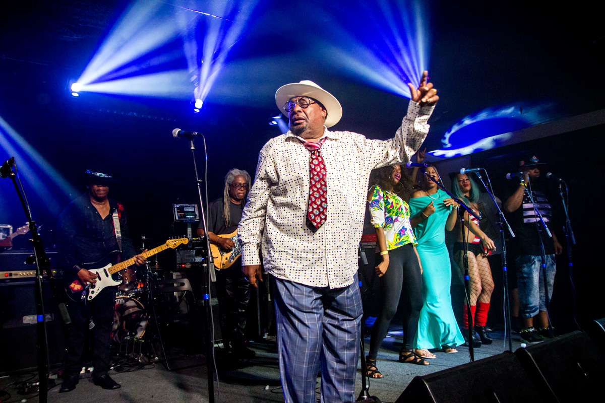 Georgeclinton empirecontrolroom 53115 andypareti 8