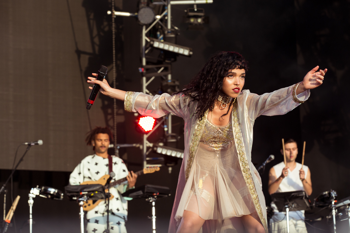 Glastonbury FKA Twigs 280615 Siamak Amini 16