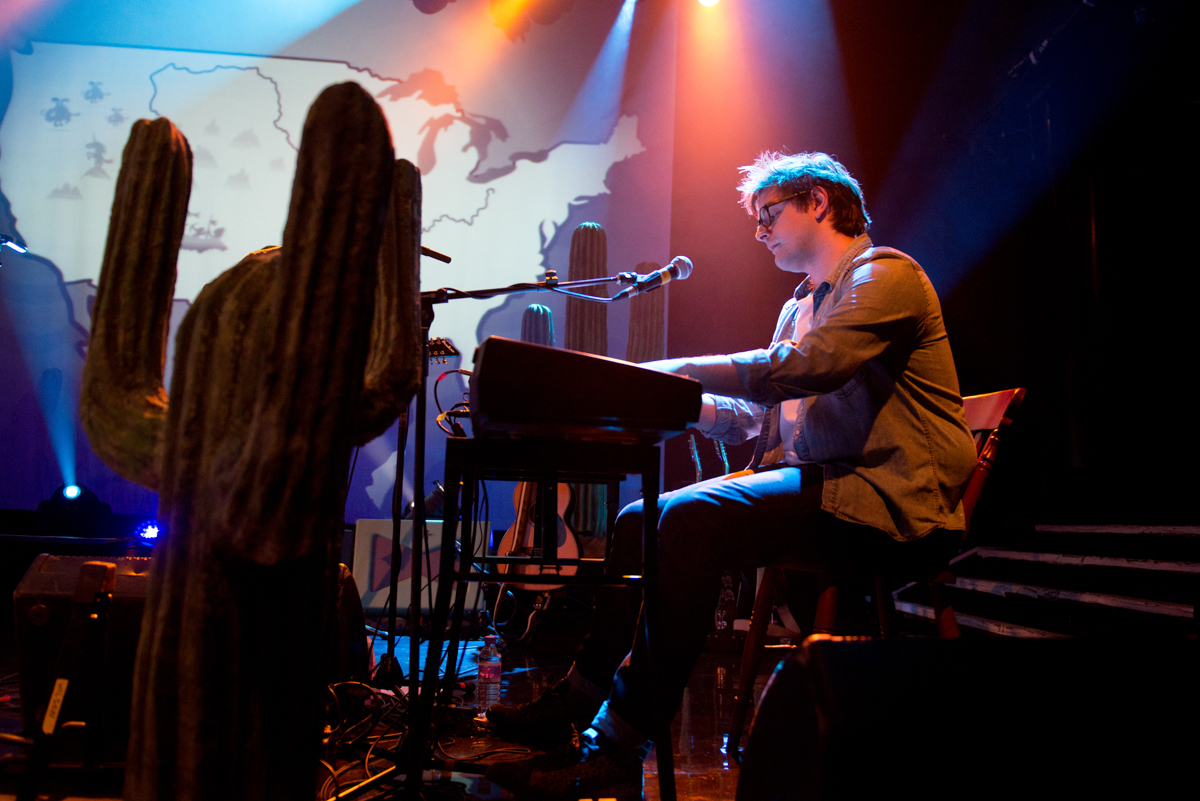 Gruff Rhys 110215 Koko Gaelle Beri 17
