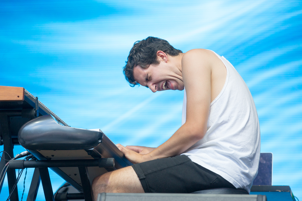 BADBADNOTGOOD9 V6 A1227