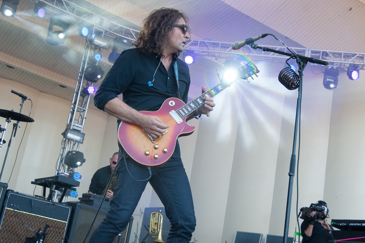 THEWARONDRUGS9 F9 H4052