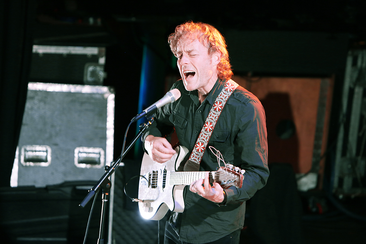 L Ine of the Best Fit Low Live 6