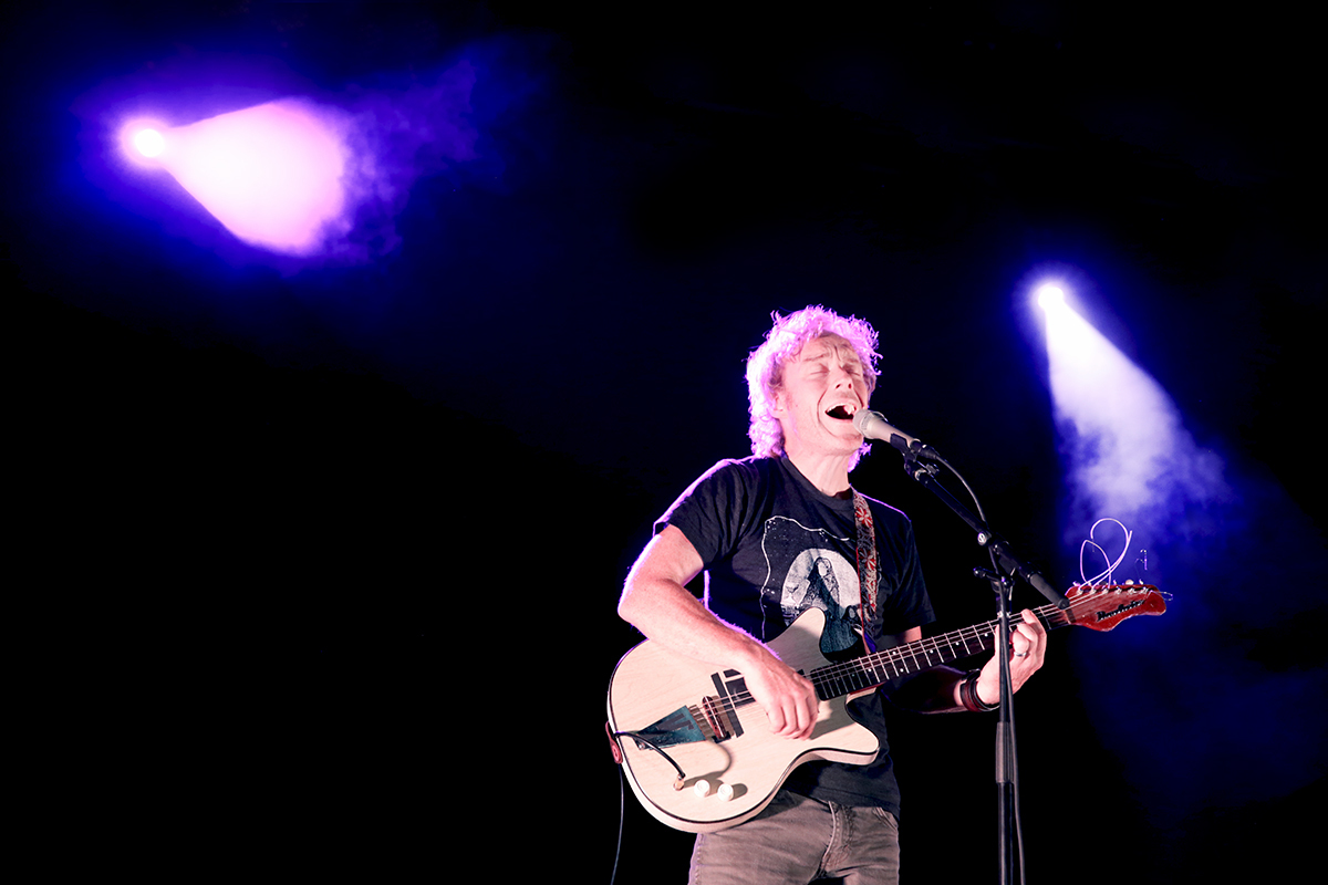 Line of the Best Fit Alan Sparhawk during Soundcheck