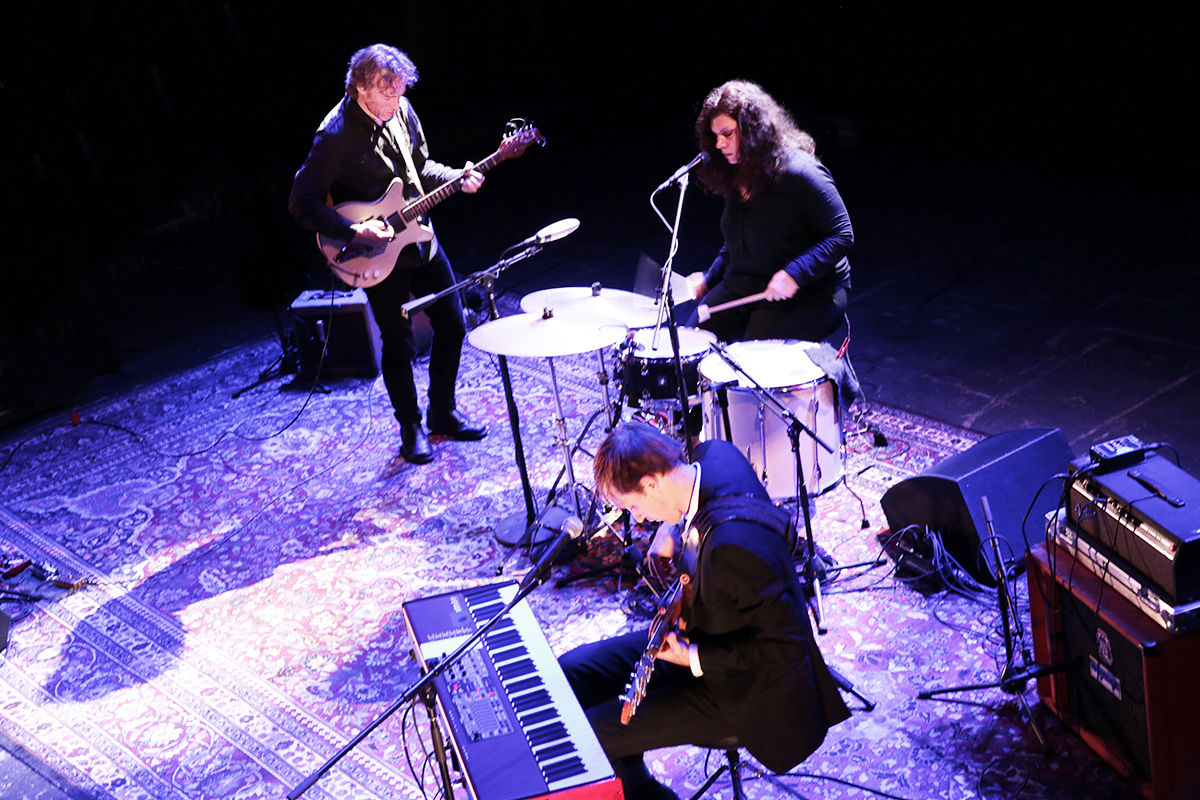 Line of the Best Fit Low Live 2