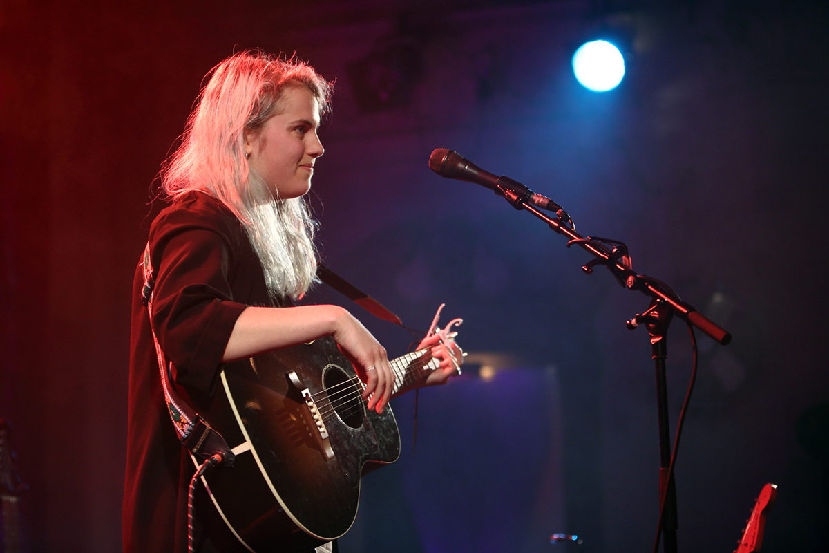 Marika hackman bushhall bc04