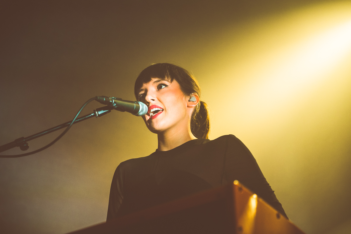 Oh Wonder Village Underground 241115 Laura Harvey 18