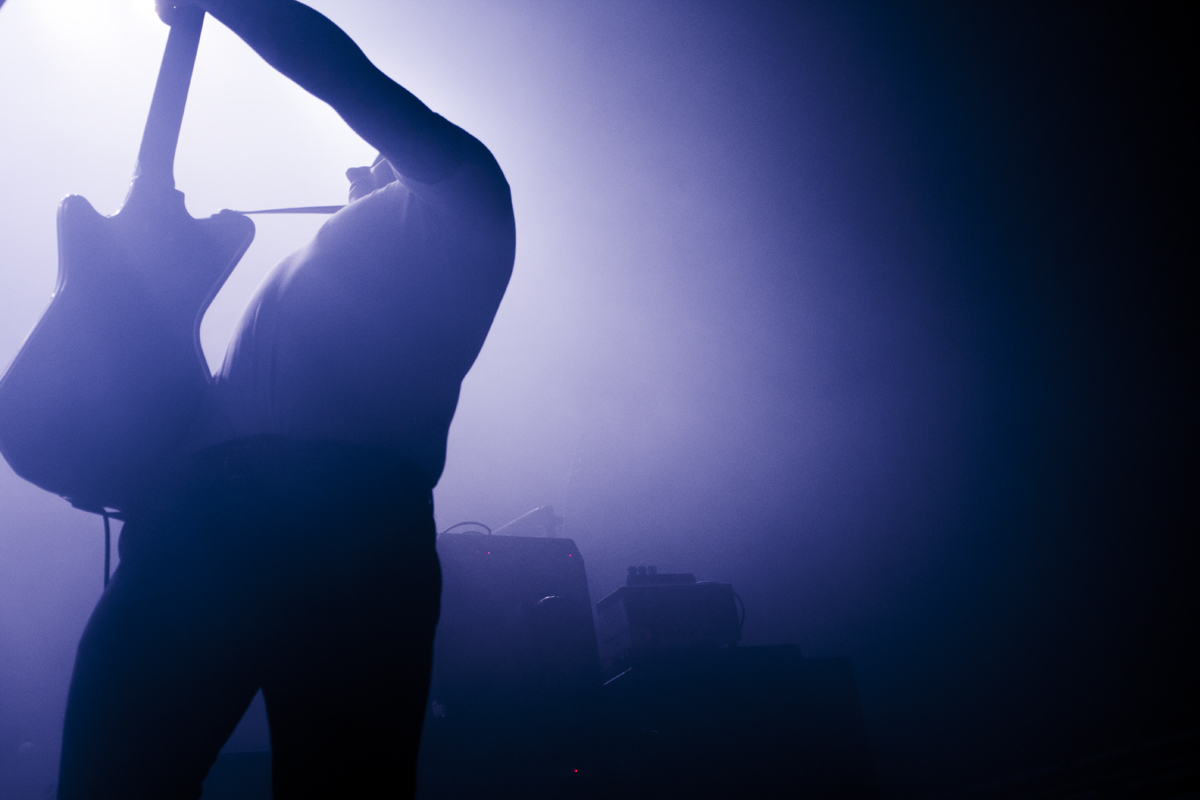 Slaves nmeawardstour o2abc 220215 matthewmcandrew 002