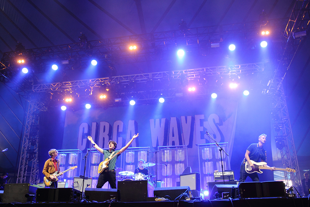 Circa waves reading15 bc