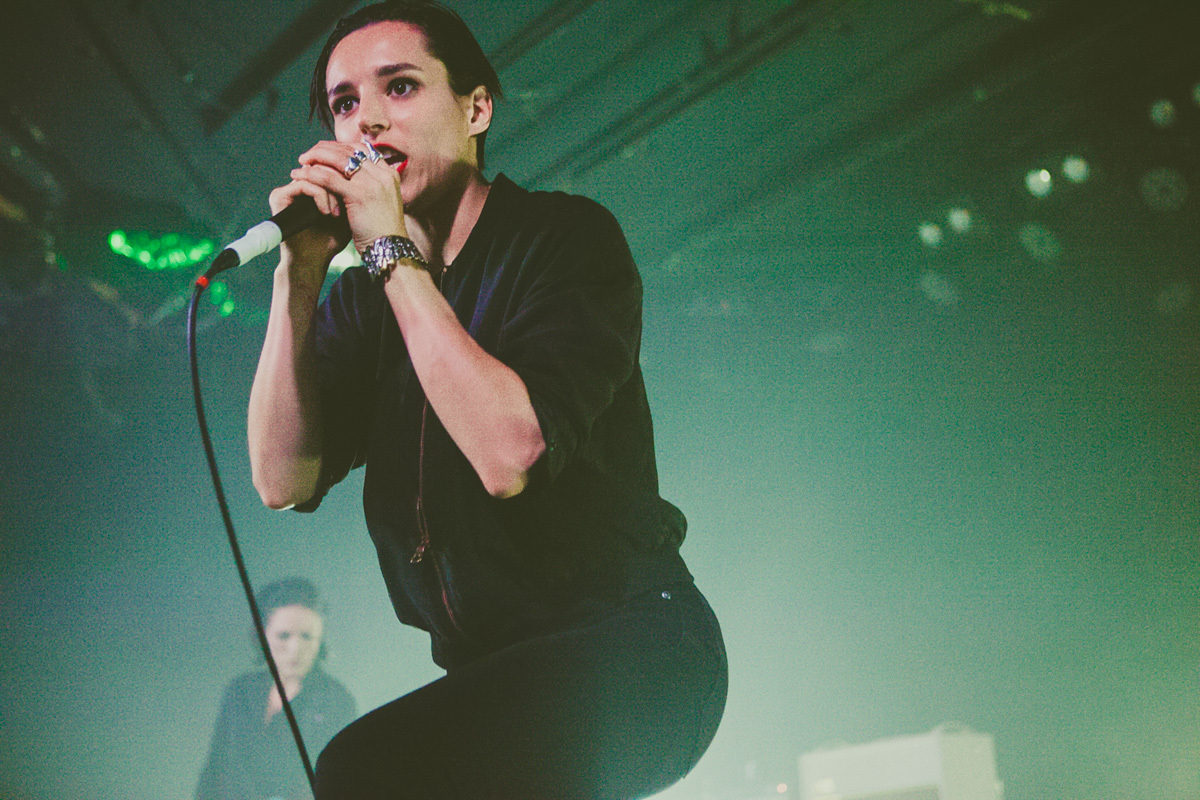 Savages theroxytheatre losangeles rozetterago 4