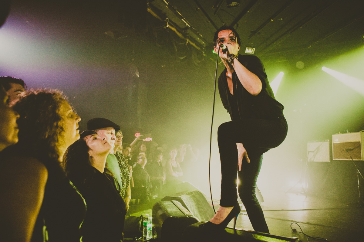 Savages theroxytheatre losangeles rozetterago 9