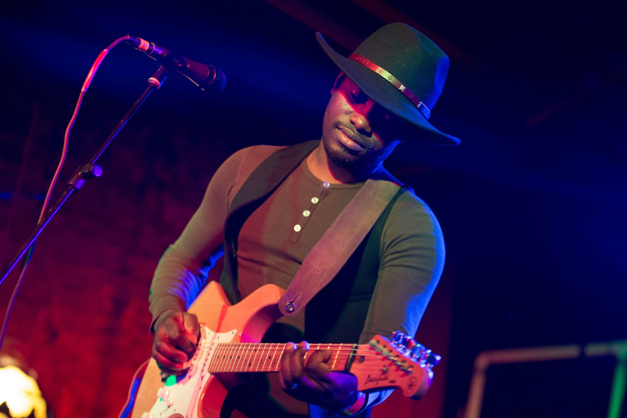 SONGHOYBLUES9 V6 A9418