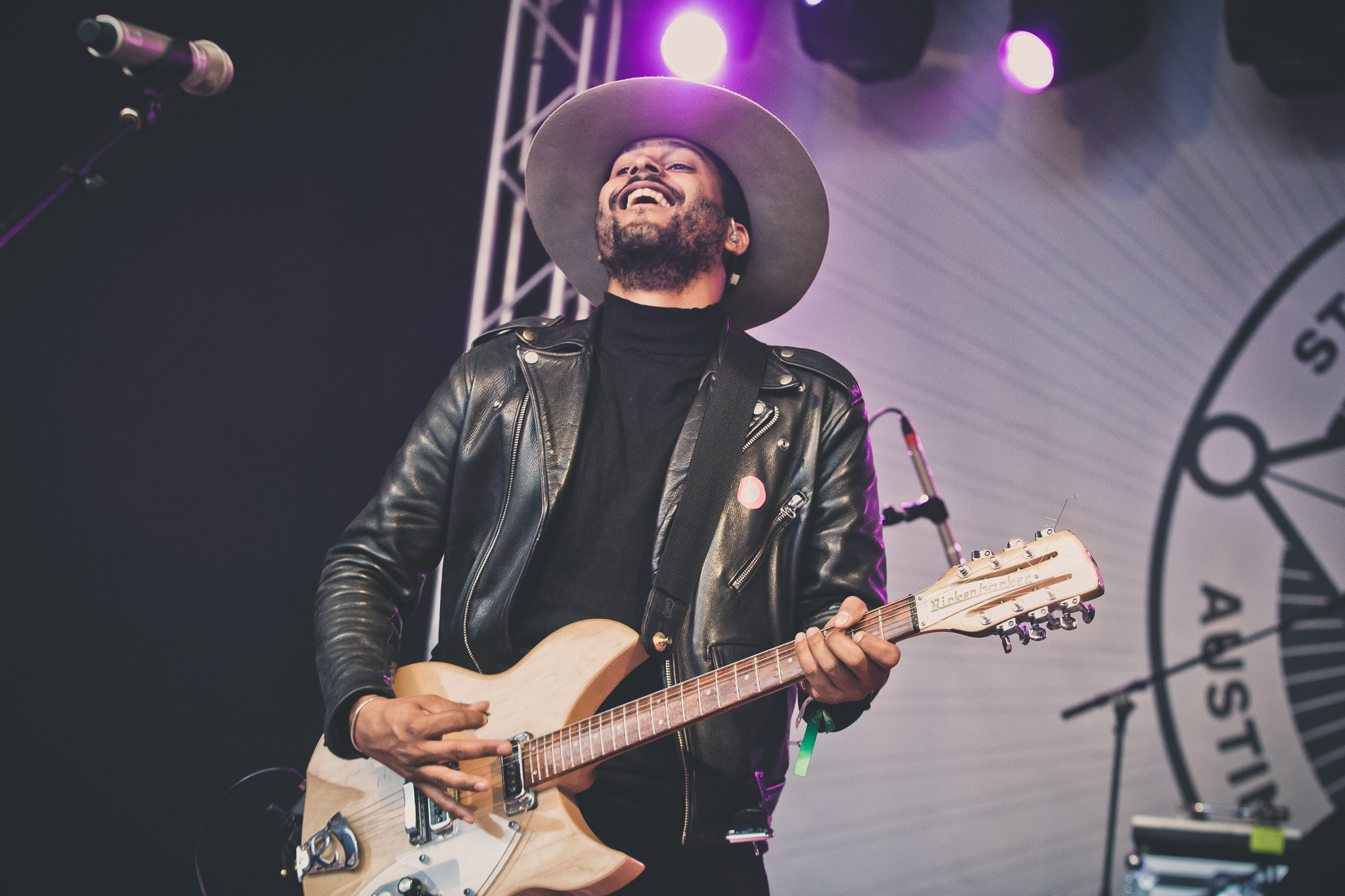 TWINSHADOW9 V6 A4750