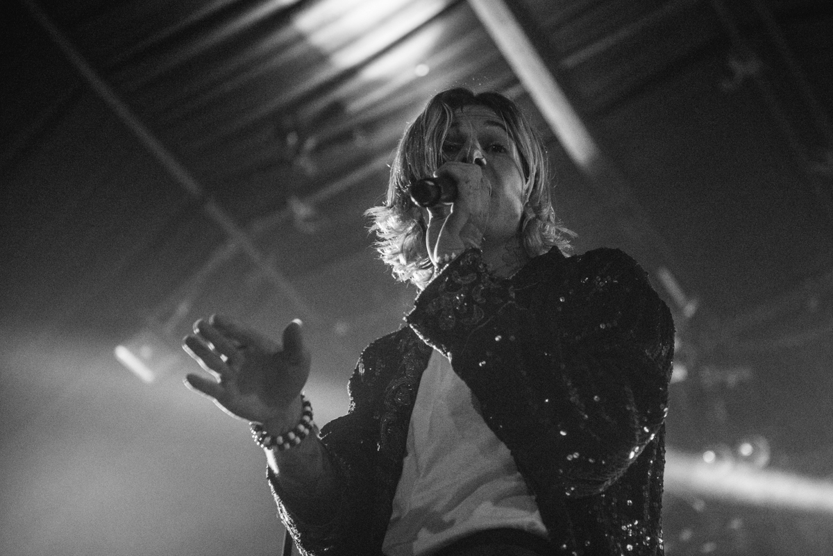The Neighbourhood Heaven 101115 Laura Harvey 25