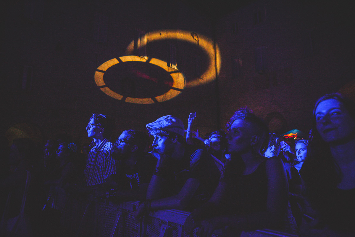 Clark crowd Siren Fest Vasto 240615 Photoby Kimberley Ross