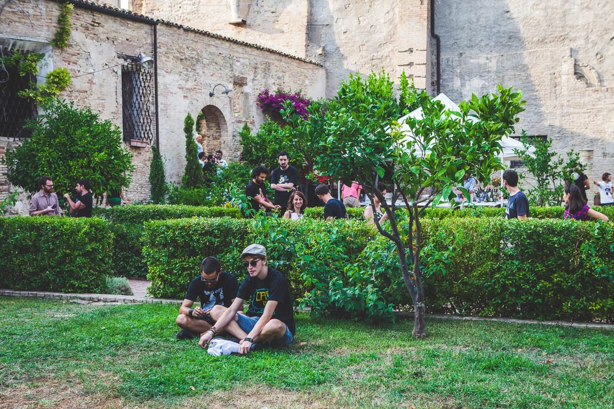 Emma Tricca crowd Siren Fest Vasto 240615 Photoby Kimberley Ross