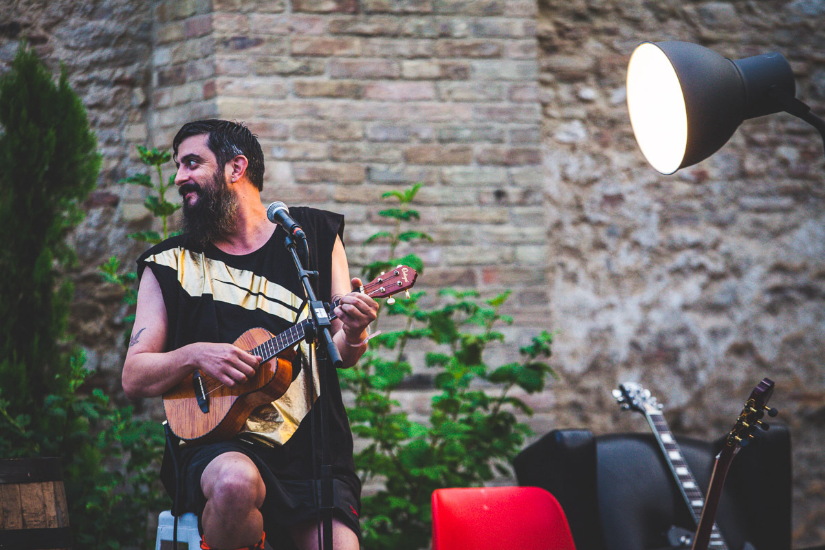 Scott Matthew Siren Fest Vasto 250615 Photoby Kimberley Ross 03