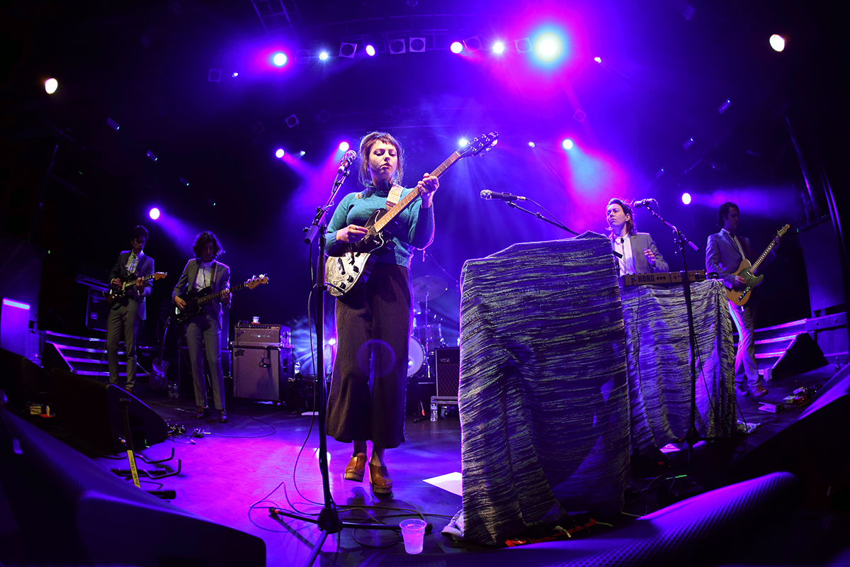 Angel olsen koko1016 bc09
