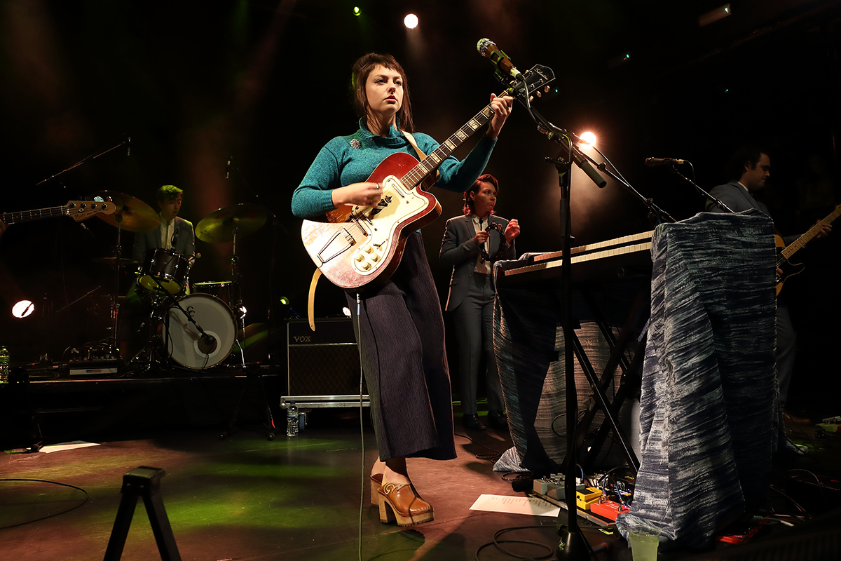 Angel olsen koko1016 bc12