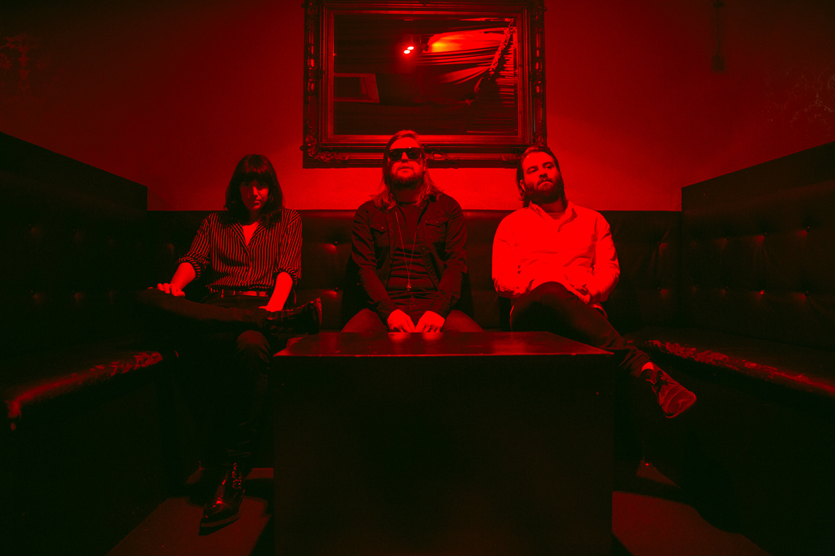 Band of skulls eb0516 portrait bc01