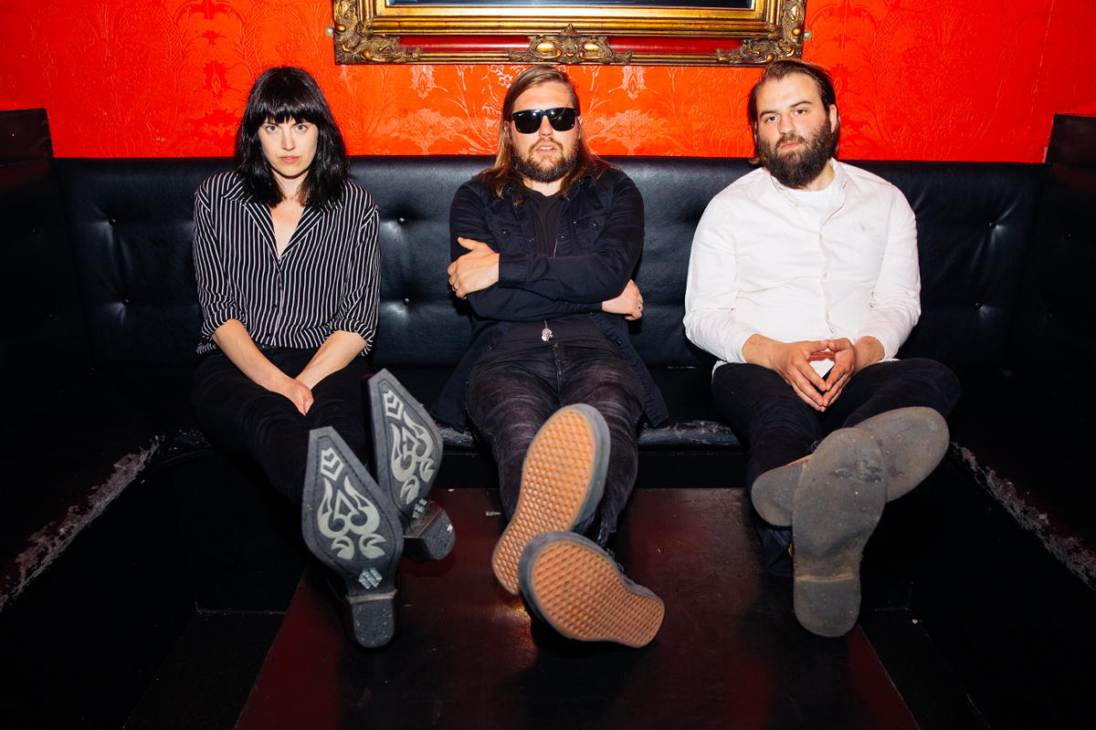 Band of skulls eb0516 portrait bc05