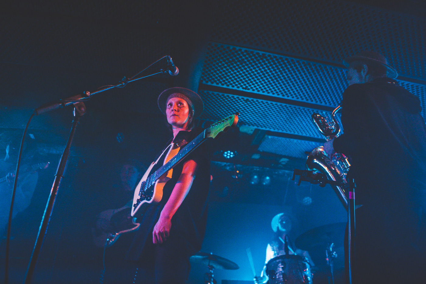 Cate Le Bon Batofar Paris 090316 Photoby Kimberley Ross 08