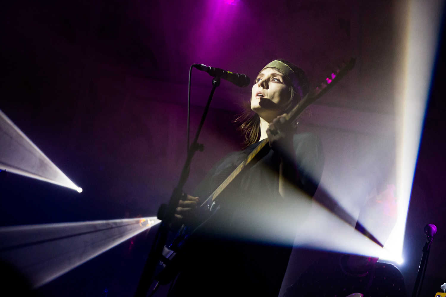 Cate Le Bon 13 Dec 2016 Manchester Mike Hughes 10