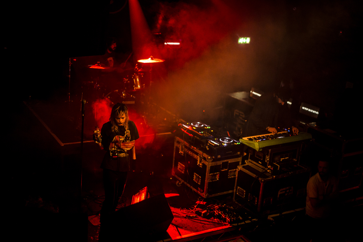 16 Crystal Castles Garage 07112016 davidmcandrew