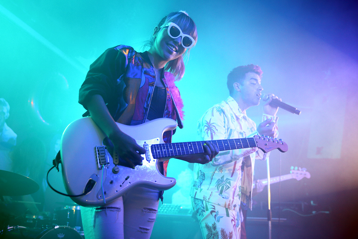 01 DNCE hoxton080316 live bc