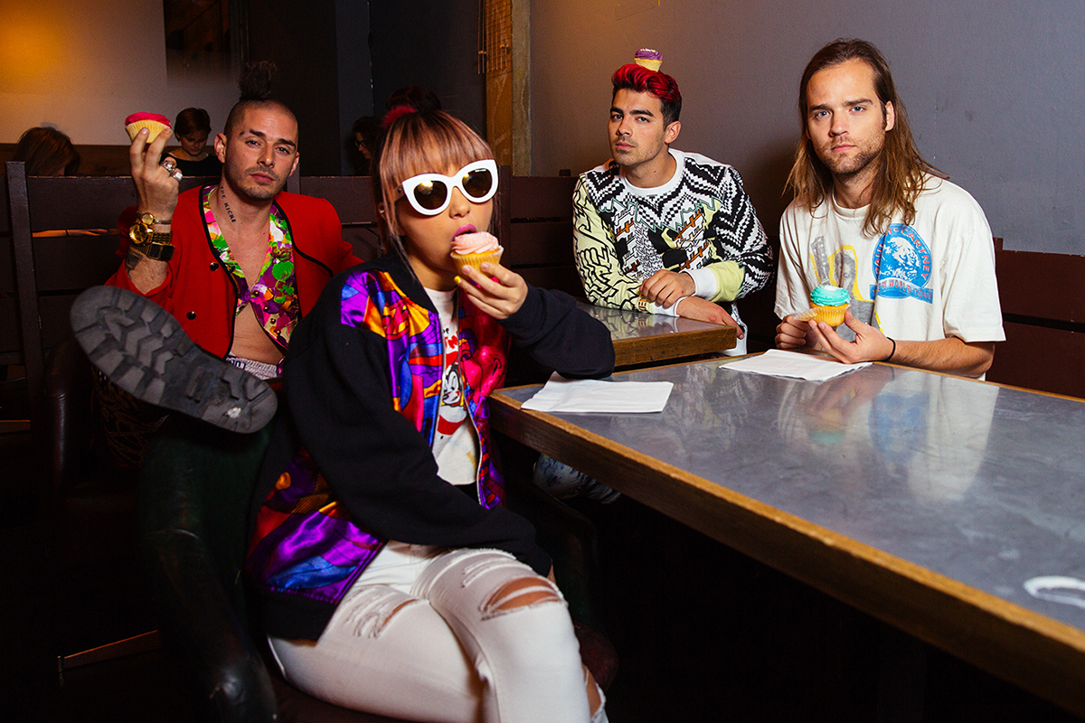 05 DNCE hoxton080316 portrait bc