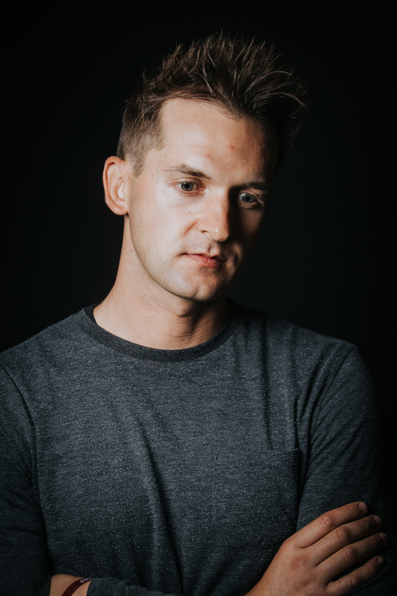 Studio Wild Beasts WEB 003