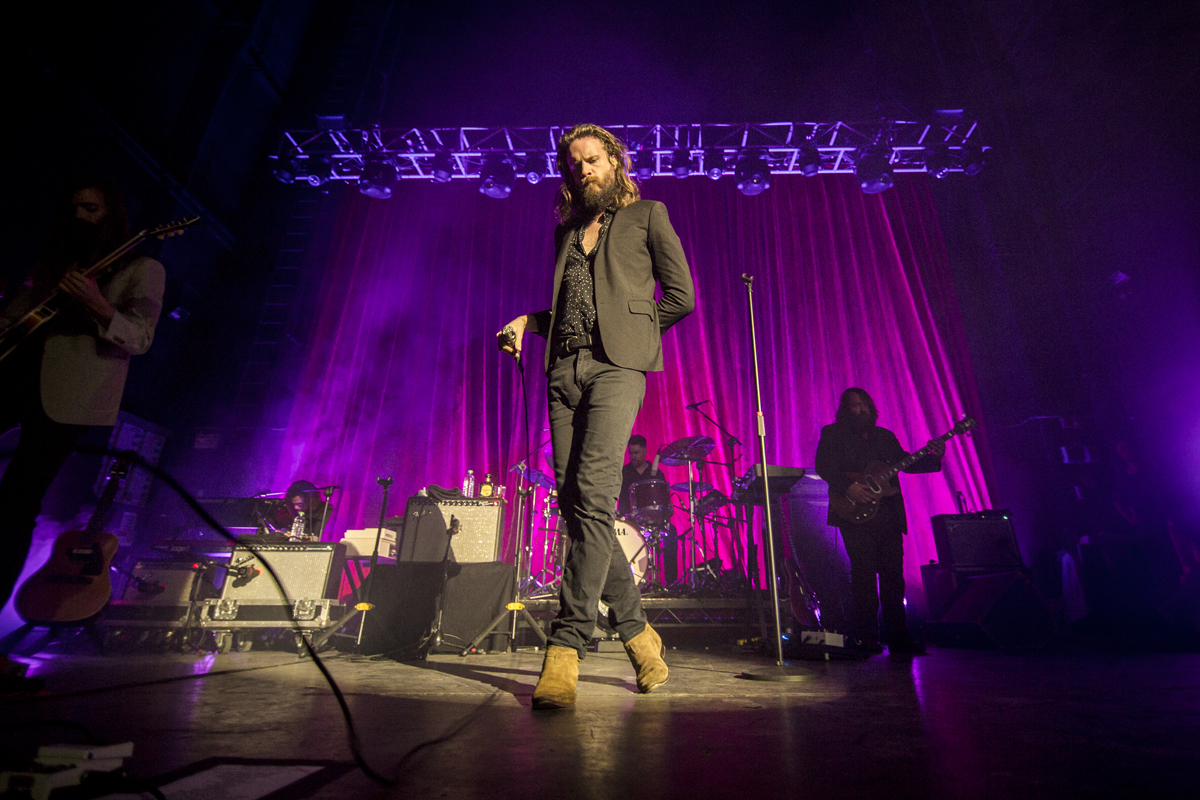 Fatherjohnmisty o2academyglasgow 120516 matthewmcandrew 006