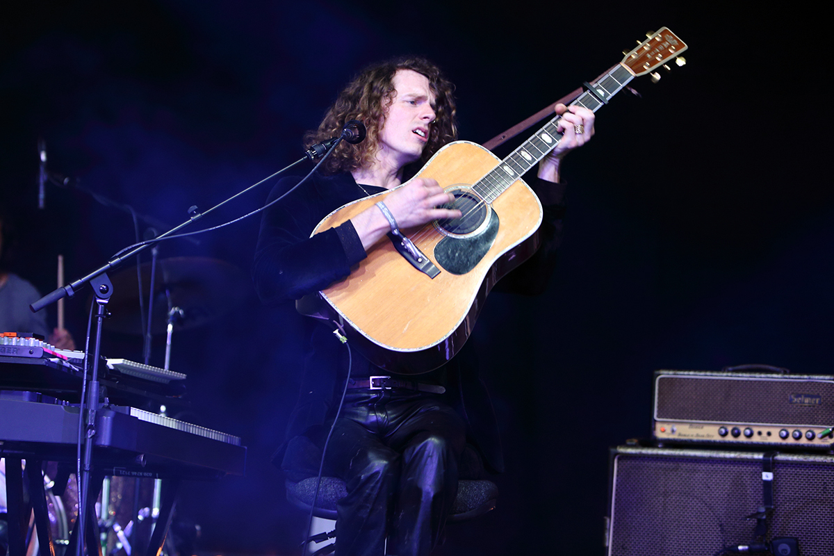 Fieldday16 mystery jets bc