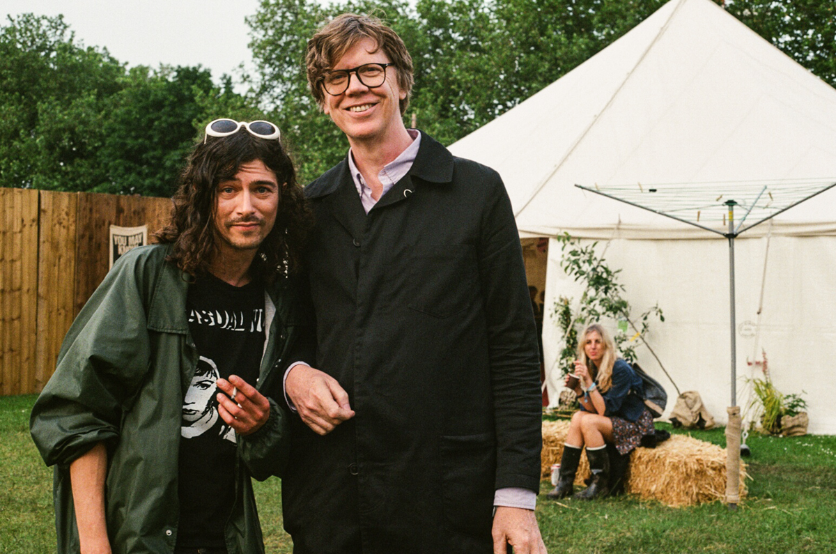 Jesus Boyfriendand Thurston Moore Lilly Creightmore Field Day 2016 78710033