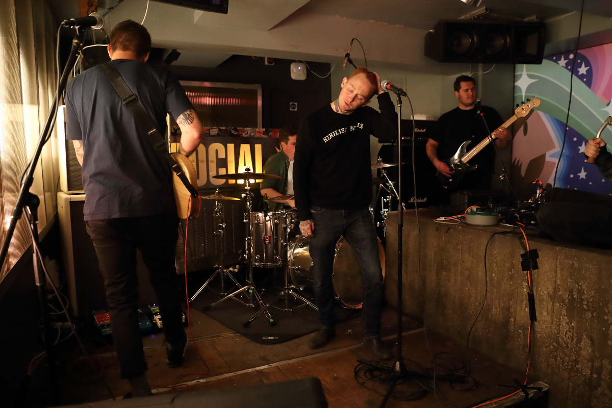 Frankcarter social27916 bc08