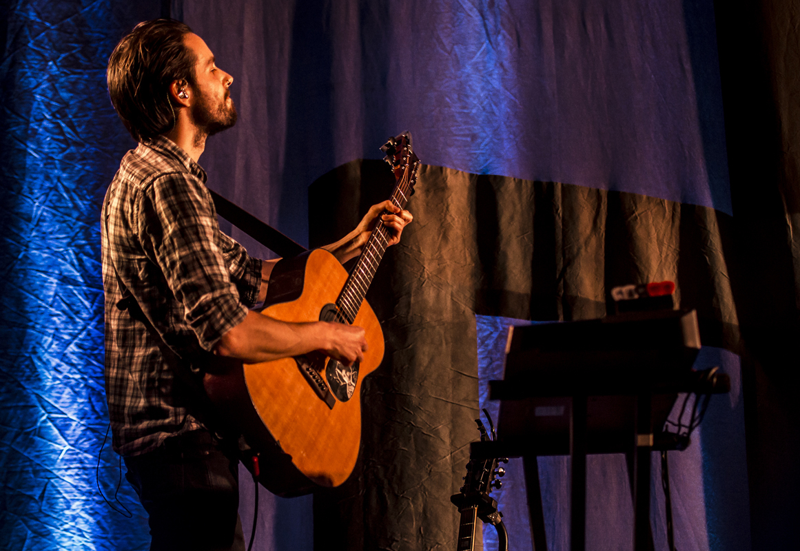 13 Frightened Rabbit Barrowland Ballroom 16122016 davidmcandrew